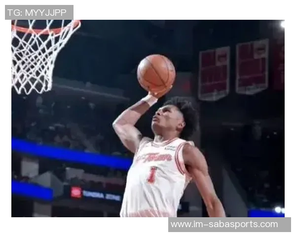 哈达威被阿门犯规引争议KD称队友认为是自我绊倒所致